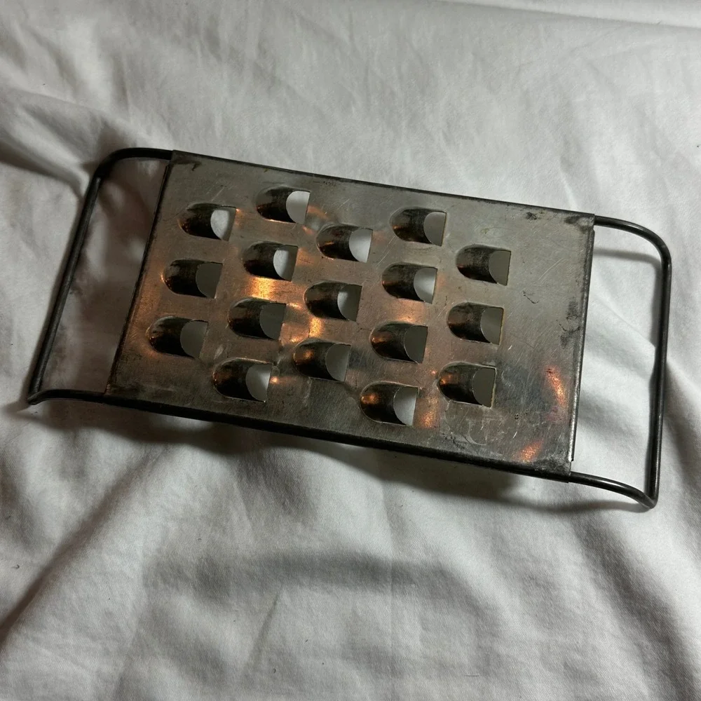 Vintage Wonder Shredders Stainless Steel Handheld Flat Cheese Grater Set Rustic